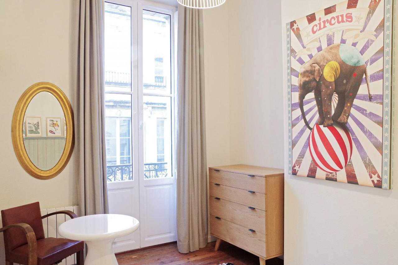 Galeries - Appartement 2 Chambres Avec Parking Bordeaux Exteriör bild